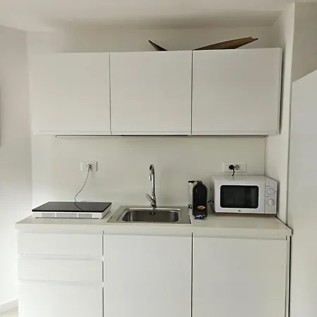 Residence Chia דירה *